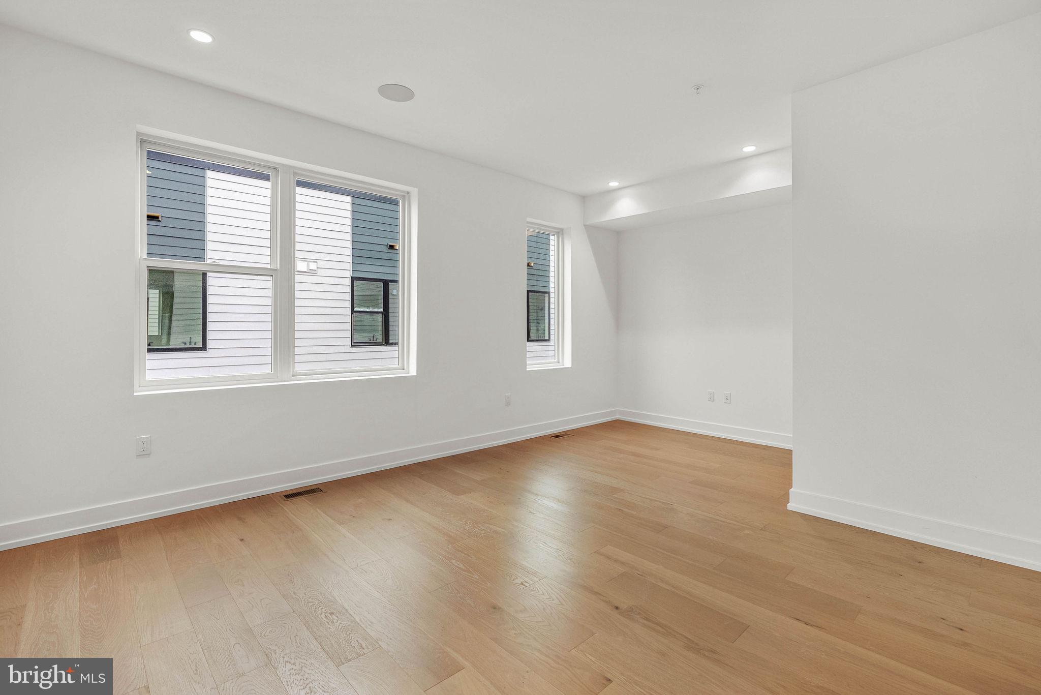 660 Fairmount Avenue Philadelphia, PA 19123 - Photo 11 of 40