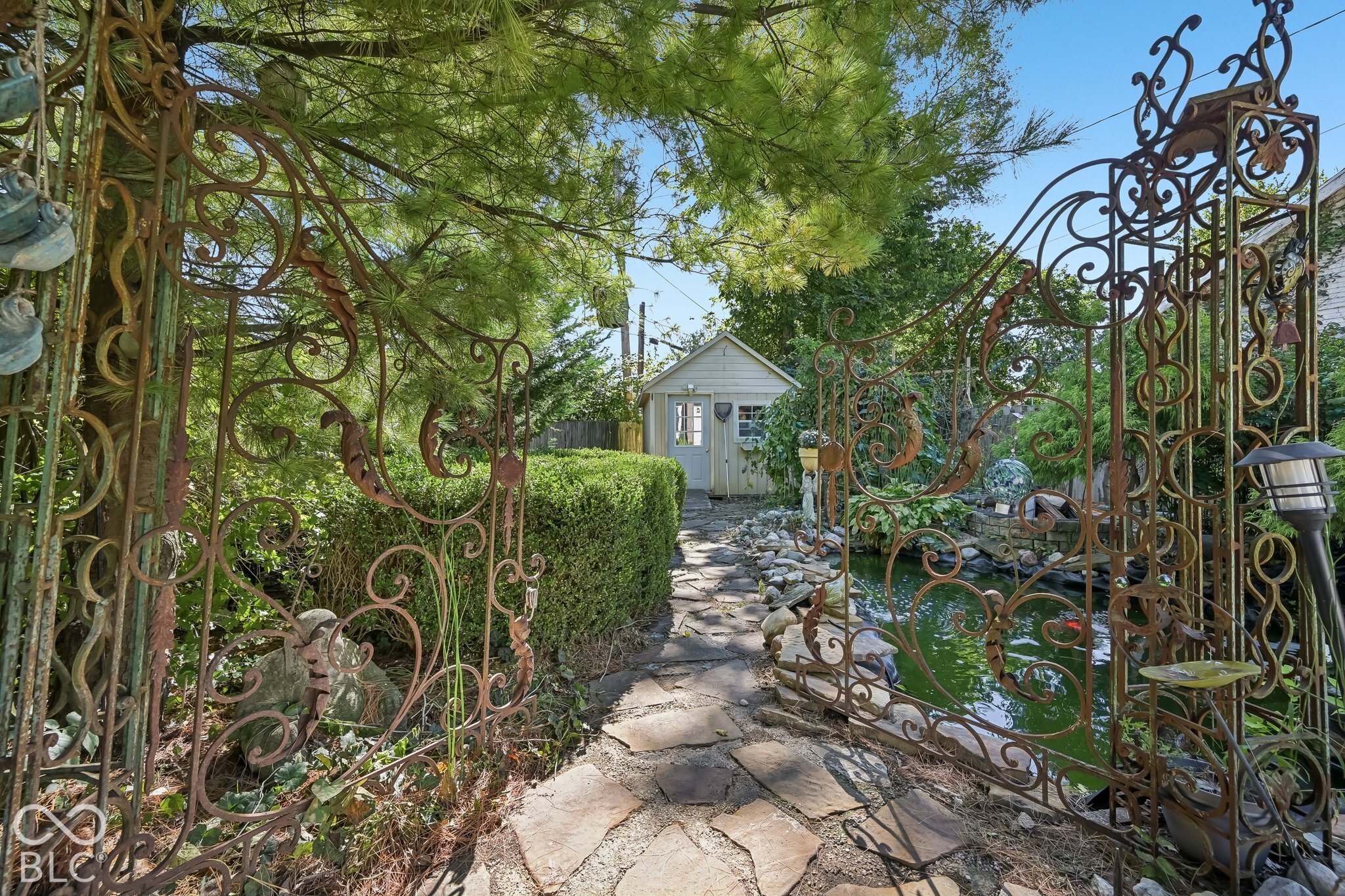 3641 Watson Road Indianapolis, IN 46205 - Photo 4 of 60 Gallery Image 4