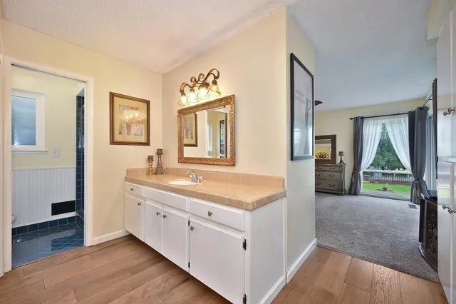 a view of a backyard with green space