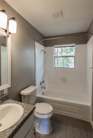 $1,950 | 207 North Cougar Avenue, Cedar Park, TX 78613