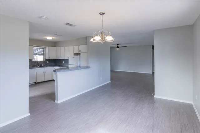 $1,950 | 207 North Cougar Avenue, Cedar Park, TX 78613