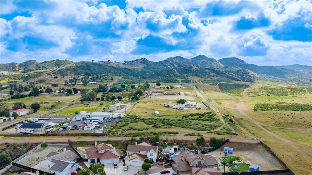 1 Sunset Wildomar, CA 92595 - Photo 26 of 44 a view of lake