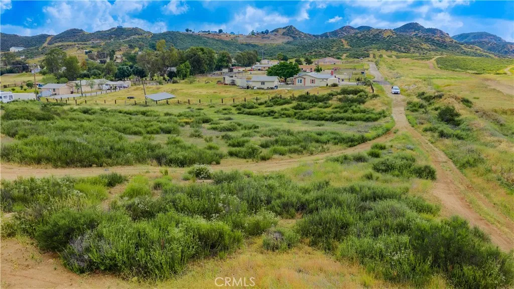 1 Sunset Wildomar, CA 92595 - Photo 34 of 44 a view of lake and mountain
