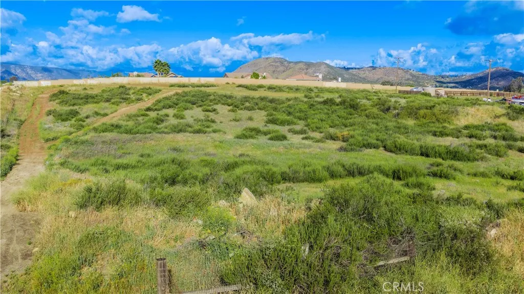 1 Sunset Wildomar, CA 92595 - Photo 37 of 44 a view of a field with an ocean