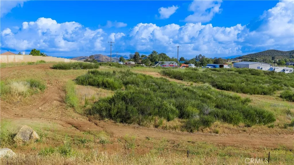 1 Sunset Wildomar, CA 92595 - Photo 40 of 44 a view of a yard with a house