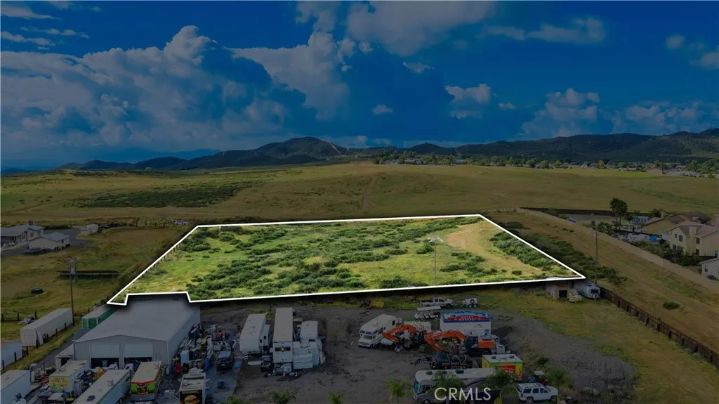 1 Sunset Wildomar, CA 92595 - Photo 4 of 44 a view of a lake from a balcony