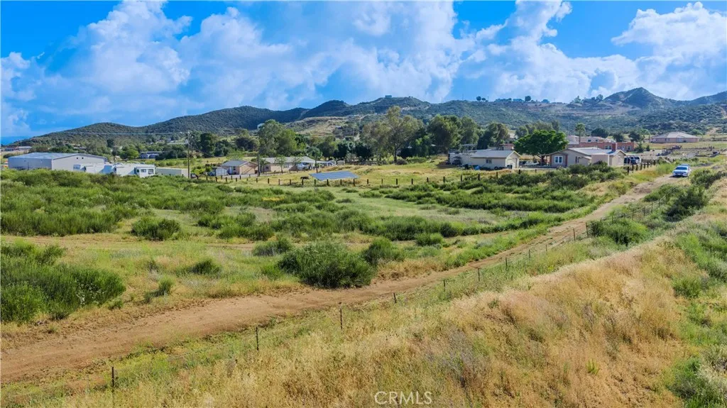 1 Sunset Wildomar, CA 92595 - Photo 42 of 44