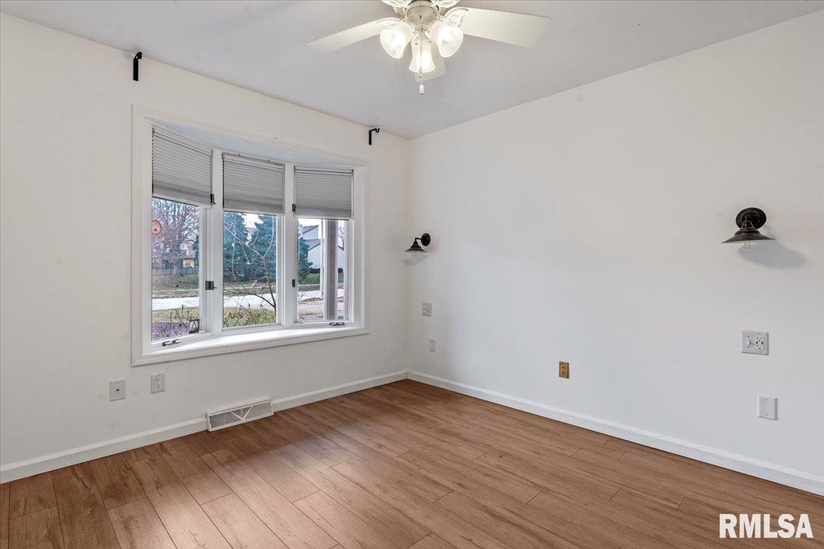 1710 Devonwood Springfield, IL 62704 - Photo 17 of 38