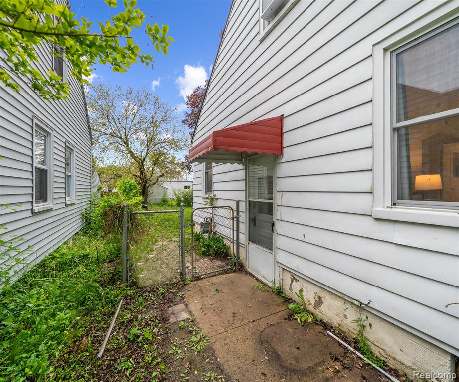 2017 Harding Avenue Ypsilanti, MI 48197 - Photo 36 of 39