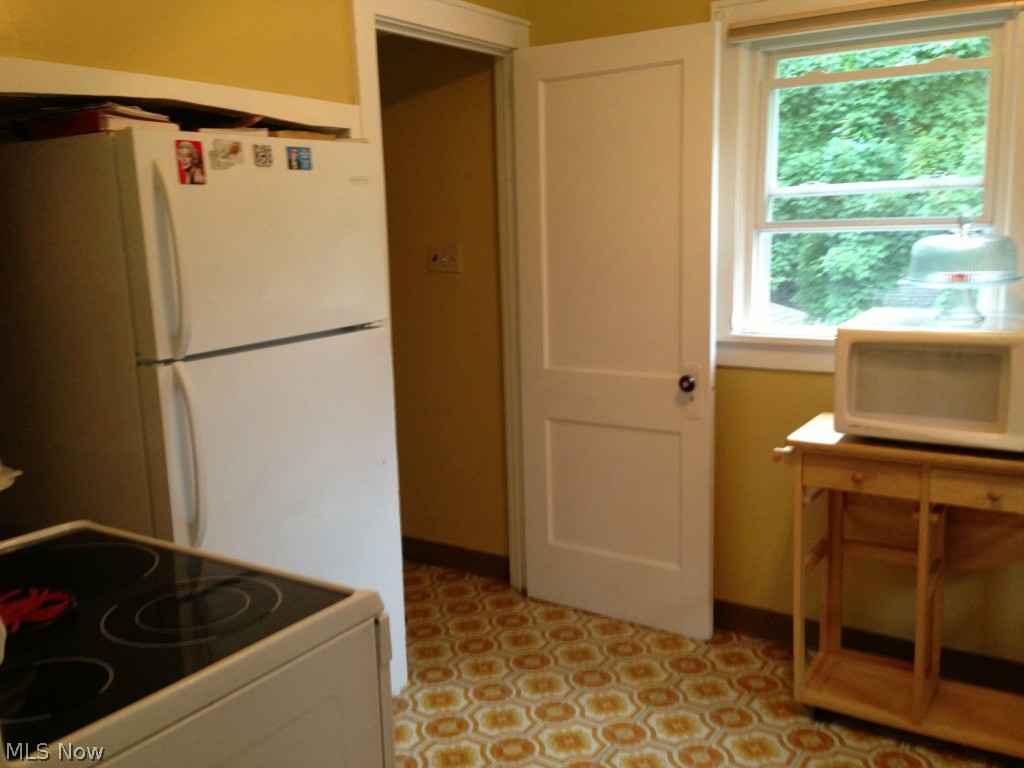 1830 Ferndale Road Northwest Canton, OH 44709 - Photo 11 of 18 Gallery Image 11
