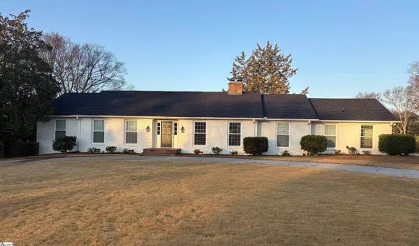 $995,000 | 28 Isbell Lane, Greenville, SC 29607