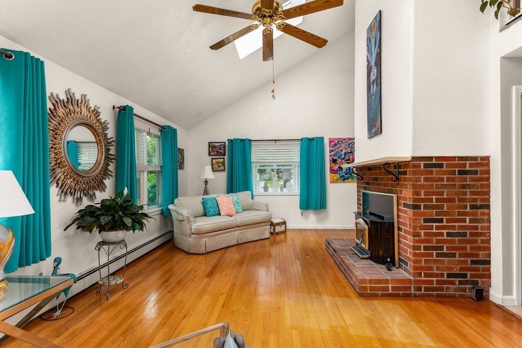 37 Wendover Road Worcester, MA 01606 - Photo 16 of 22 Gallery Image 16
