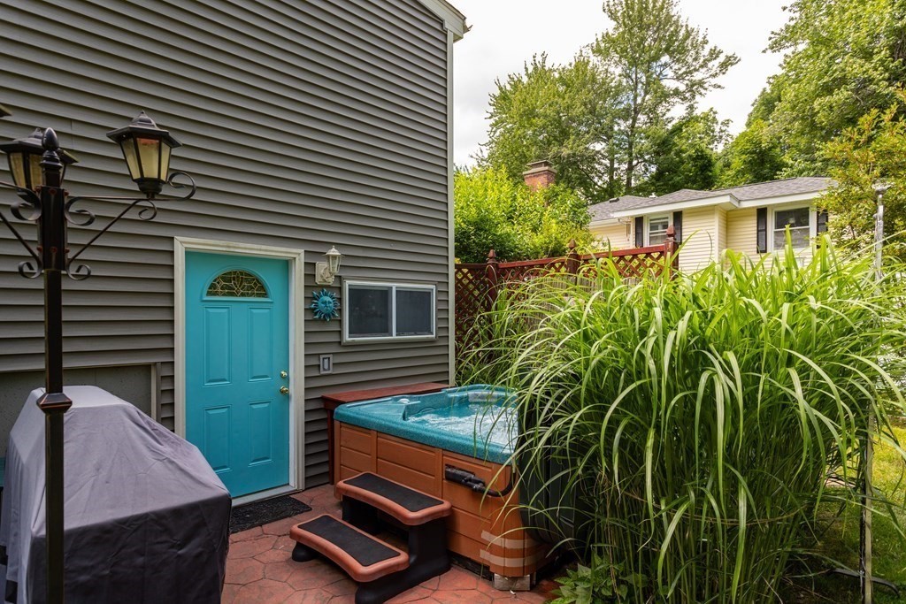 37 Wendover Road Worcester, MA 01606 - Photo 7 of 22 Gallery Image 7