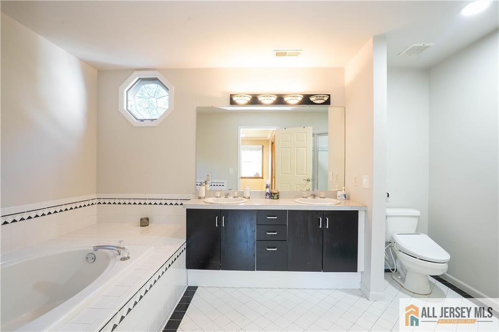 11 Hampton Road Monroe Township, NJ 08831 - Photo 20 of 62