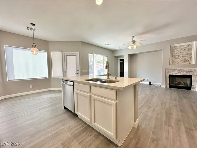 $2,650 | 2547 Belgreen Street, Las Vegas, NV 89135