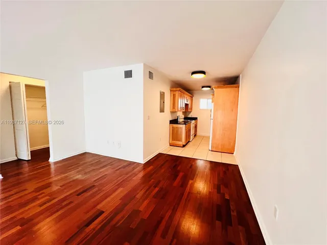 $1,950 | 2033 Calais Drive, Unit 3, Miami Beach, FL 33141