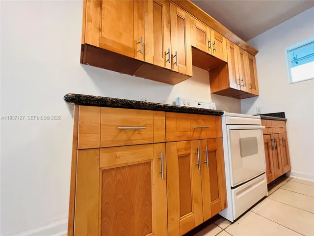 $1,950 | 2033 Calais Drive, Unit 3, Miami Beach, FL 33141