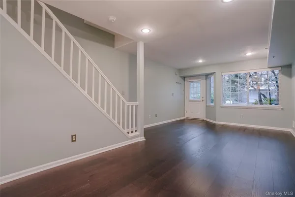 $3,600 | 203 Park Ridge Lane, White Plains, NY 10603