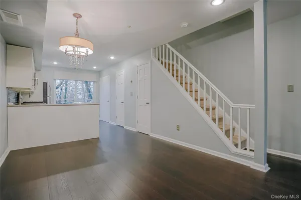 $3,600 | 203 Park Ridge Lane, White Plains, NY 10603