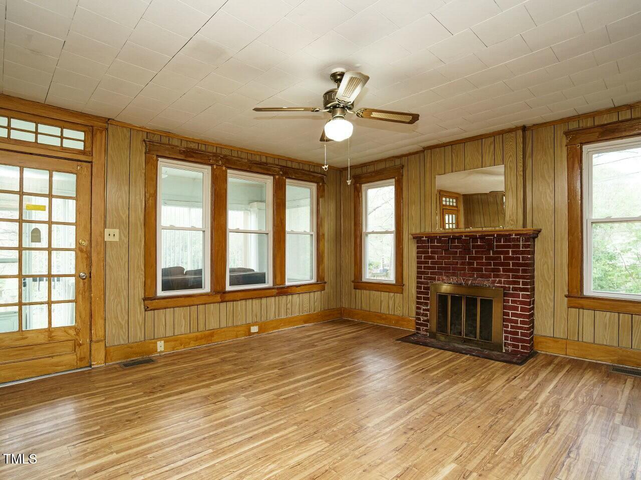 504 Washington Street Raleigh, NC 27605 - Photo 6 of 26 tempImage2NGXG5
