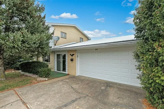 $229,000 | 317 North Church Street, Mount Pleasant, PA 15666