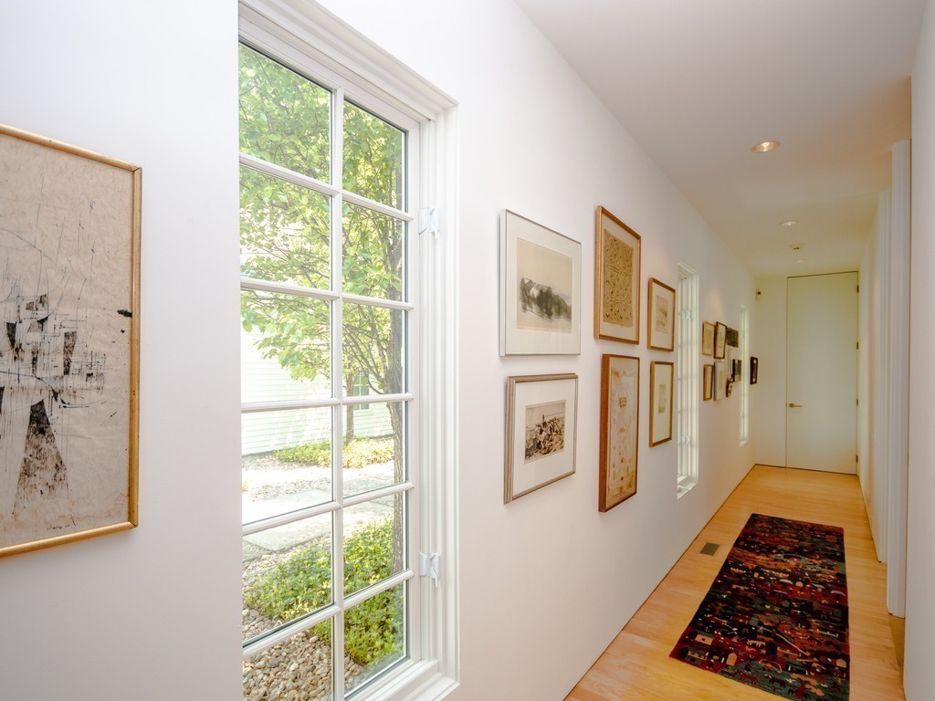 44 Spruce Hill Road Weston, MA 02493 - Photo 17 of 26 Gallery Image 17