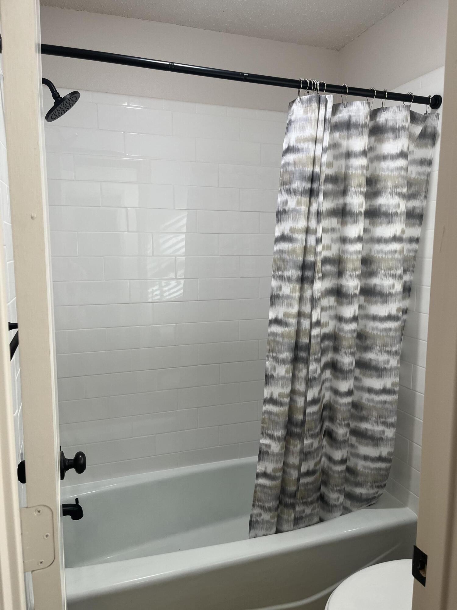 2811 78th Street Lubbock, TX 79423 - Photo 12 of 21 11