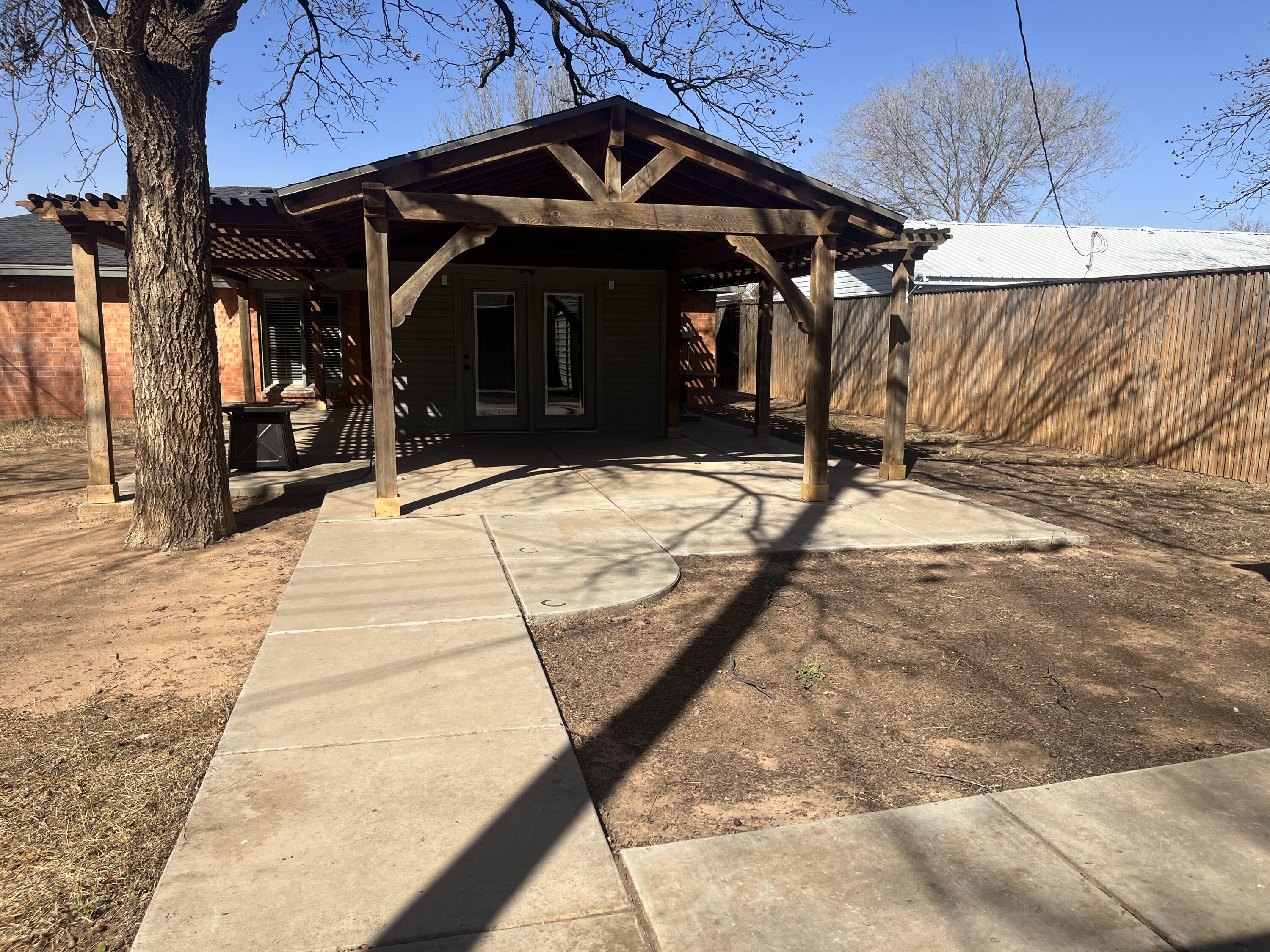 2811 78th Street Lubbock, TX 79423 - Photo 19 of 21 18