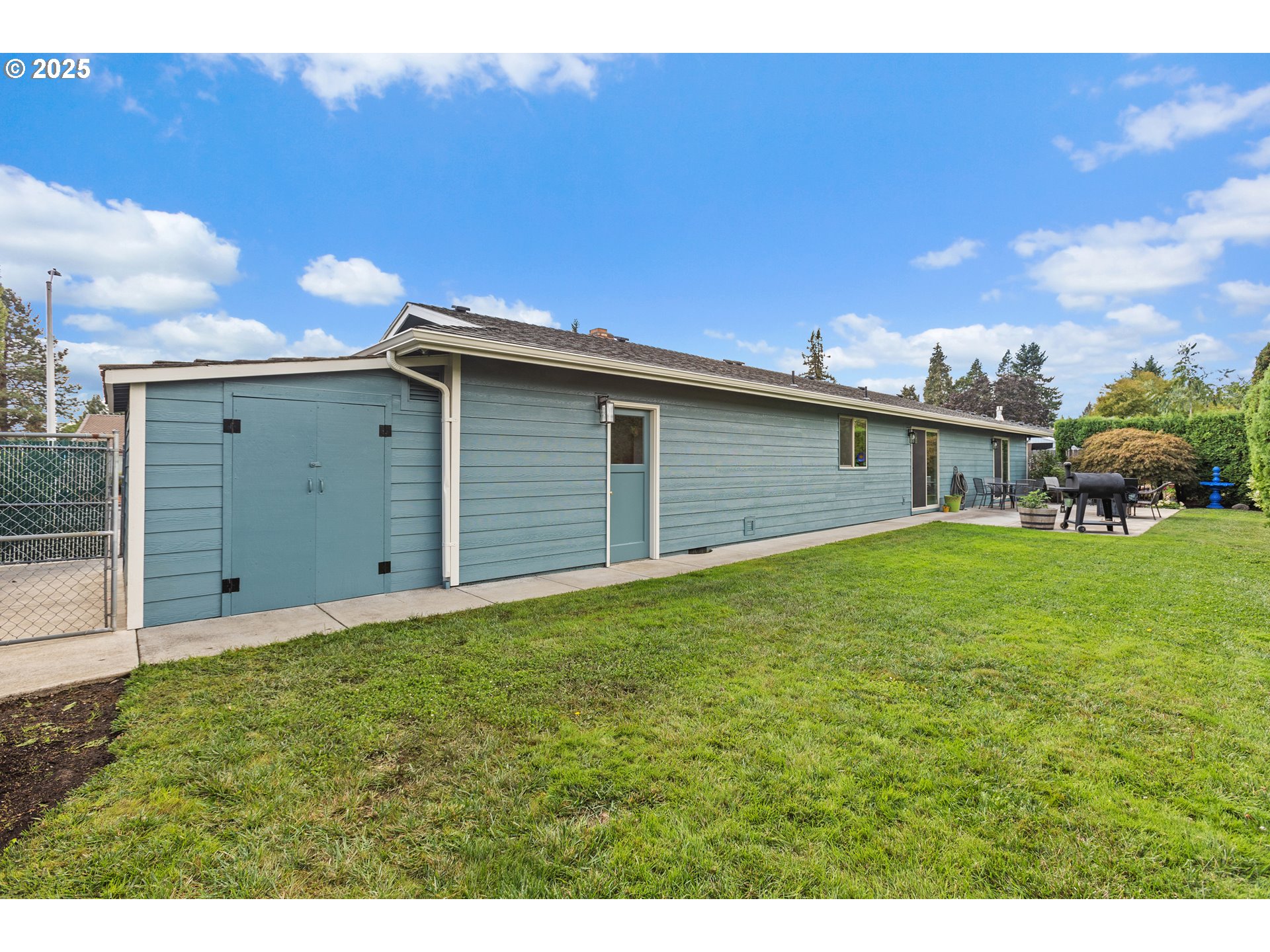1754 Springtime Court Northeast Keizer, OR 97303 - Photo 27 of 35 a backyard of a house with lots of green space