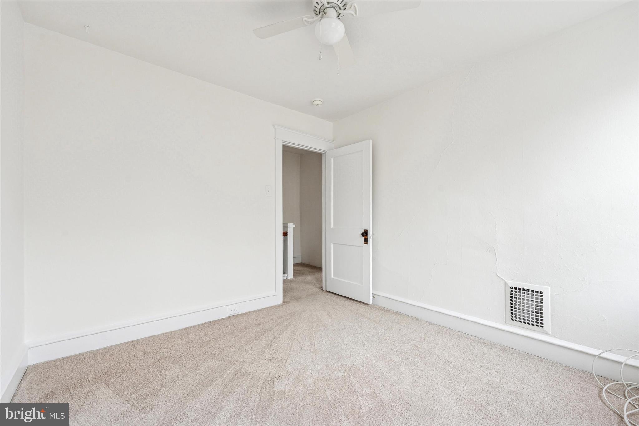 10 West Jefferson Street Media, PA 19063 - Photo 19 of 24 a view of an empty room with a window