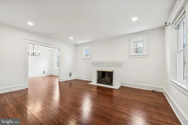 $3,300 | 10 West Jefferson Street, Media, PA 19063