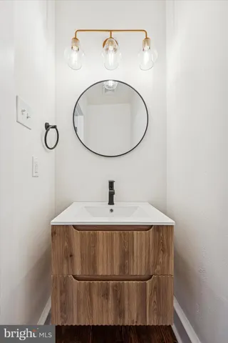 $3,300 | 10 West Jefferson Street, Media, PA 19063