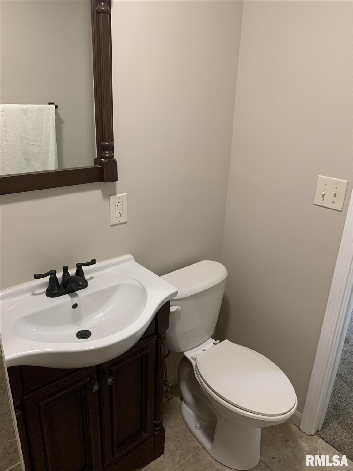 3053 Vermont Road Carterville, IL 62918 - Photo 25 of 31 Gallery Image 25