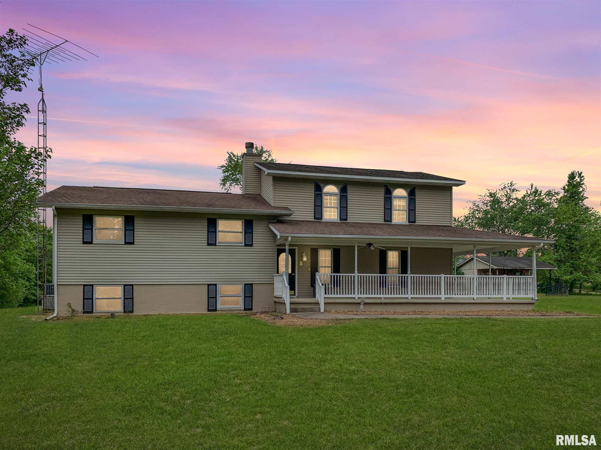 3053 Vermont Road Carterville, IL 62918 - Photo 4 of 31 Gallery Image 4