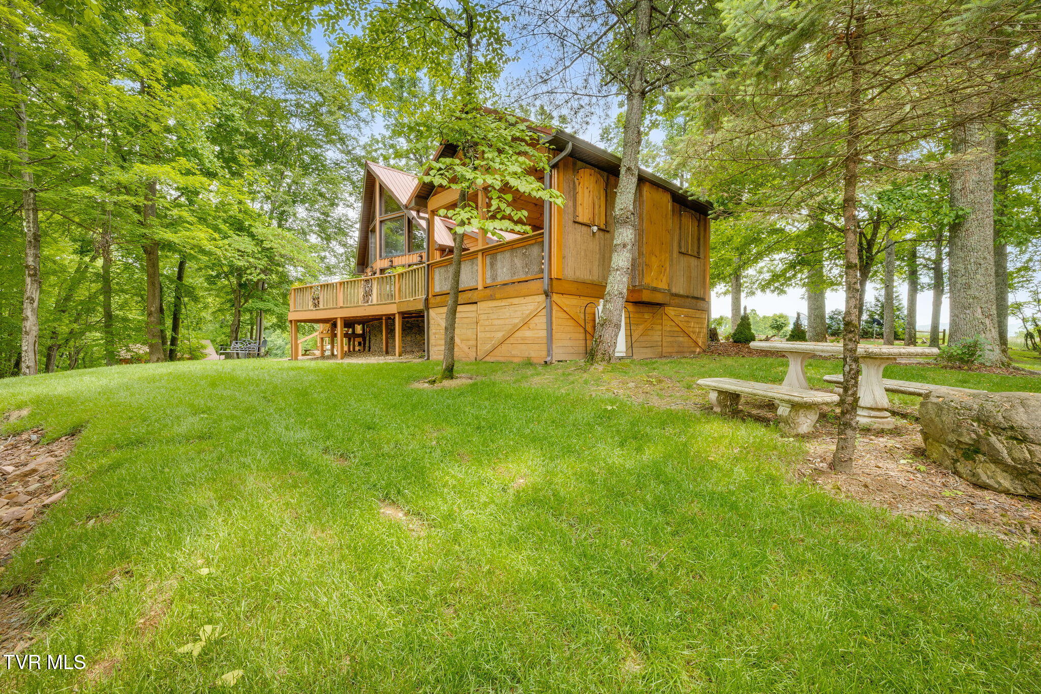 438 Willow Springs Road Elizabethton, TN 37643 - Photo 24 of 161 Main House