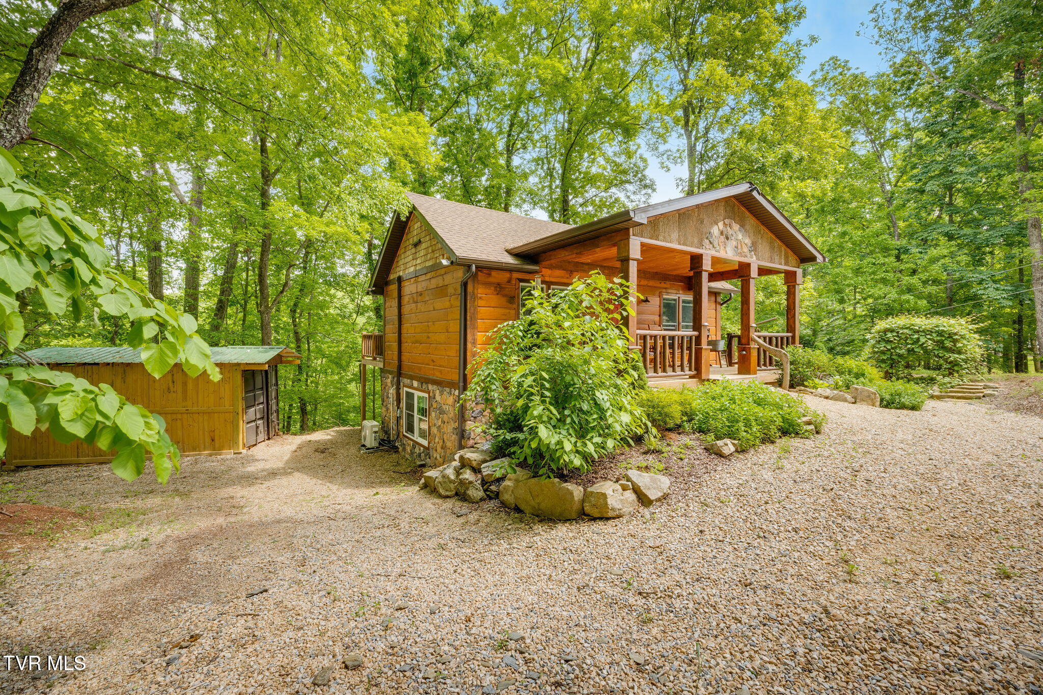 438 Willow Springs Road Elizabethton, TN 37643 - Photo 26 of 161 Guest House
