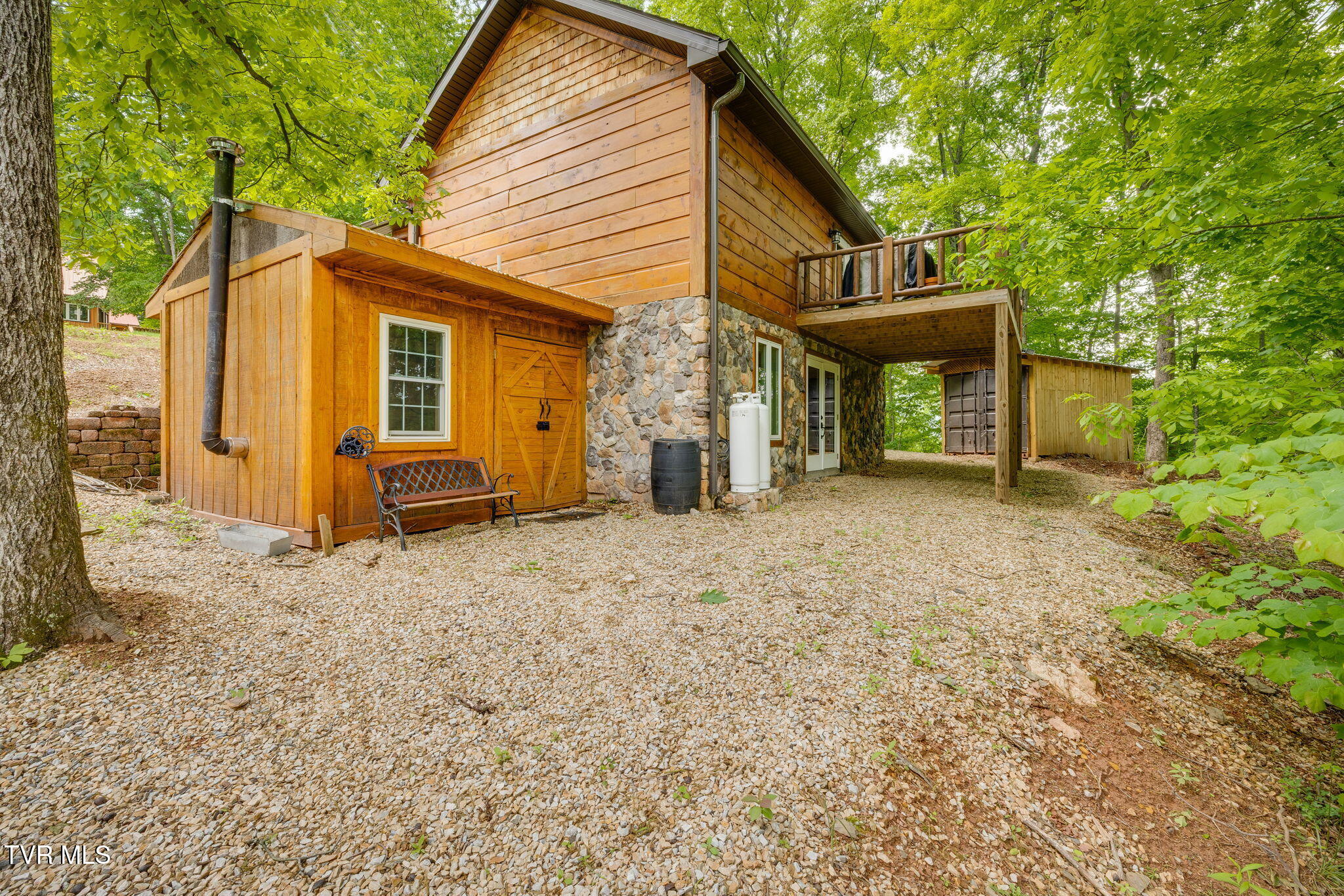 438 Willow Springs Road Elizabethton, TN 37643 - Photo 29 of 161 Guest House