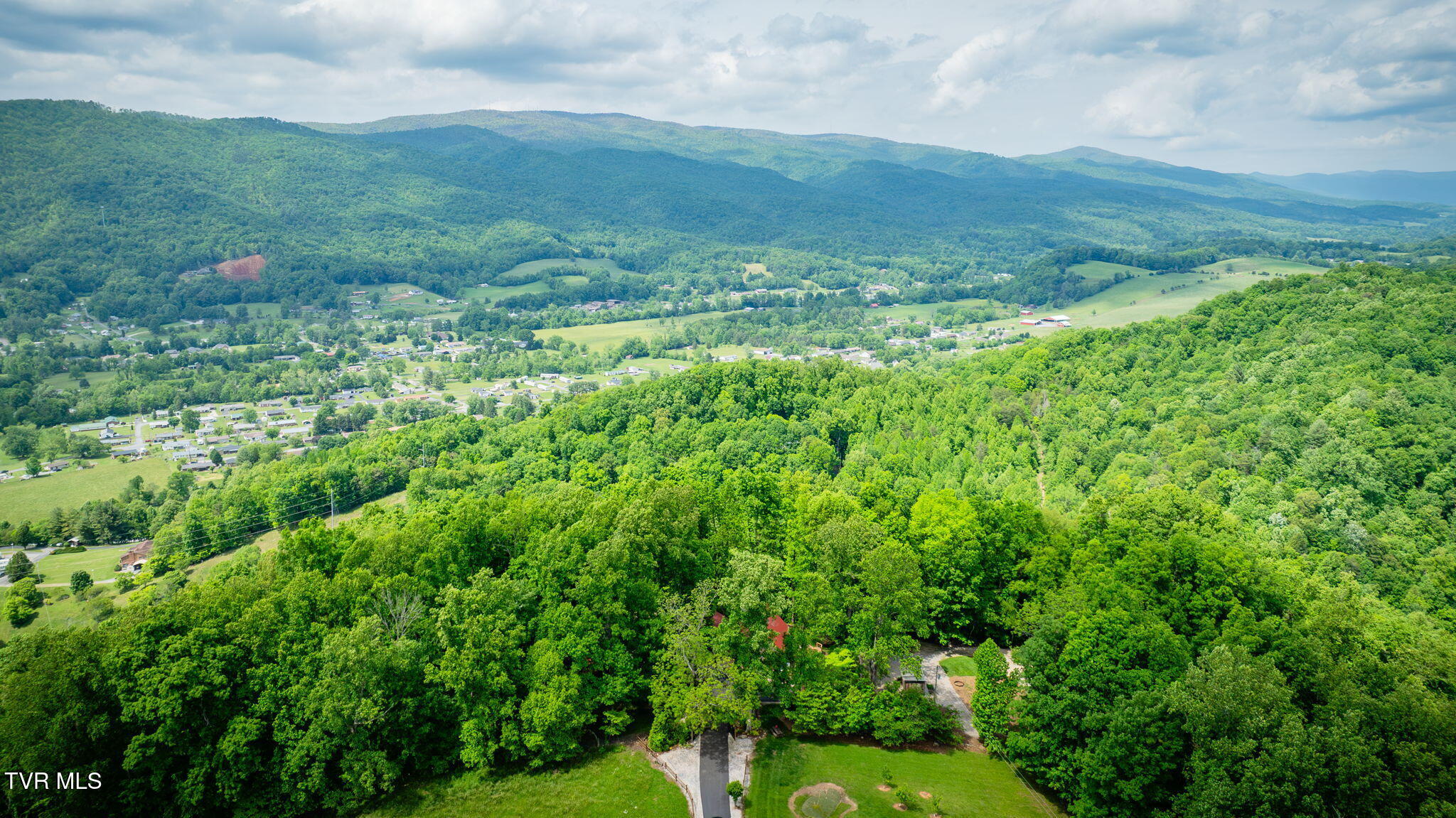 438 Willow Springs Road Elizabethton, TN 37643 - Photo 41 of 161 104