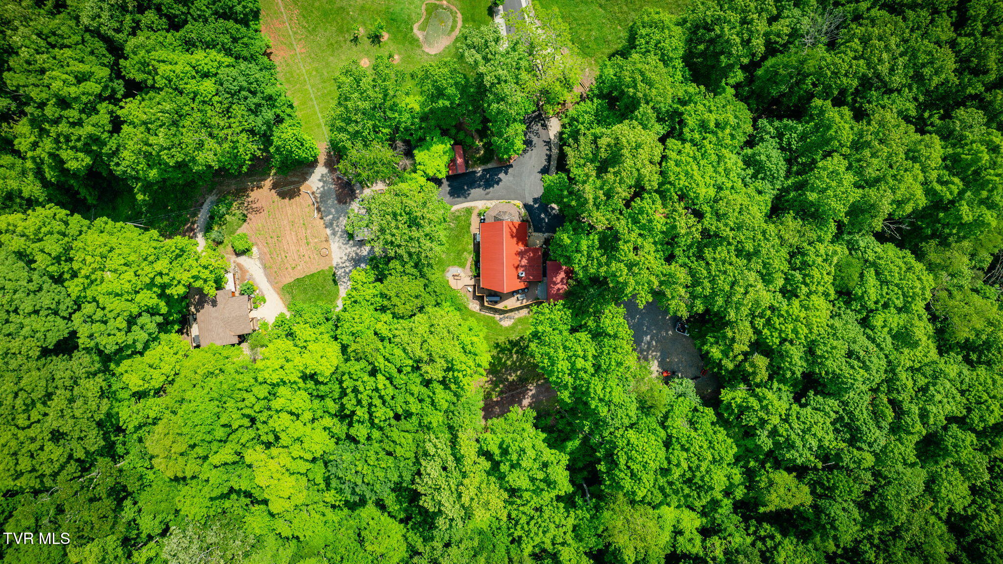 438 Willow Springs Road Elizabethton, TN 37643 - Photo 45 of 161 108