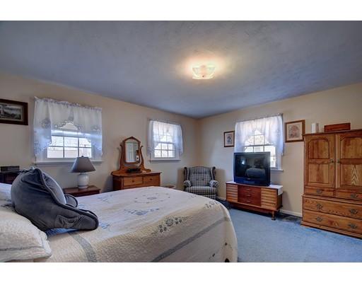 9 Ridge Hill Road Sturbridge, MA 01566 - Photo 15 of 19 Gallery Image 15