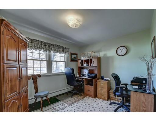 9 Ridge Hill Road Sturbridge, MA 01566 - Photo 17 of 19 Gallery Image 17