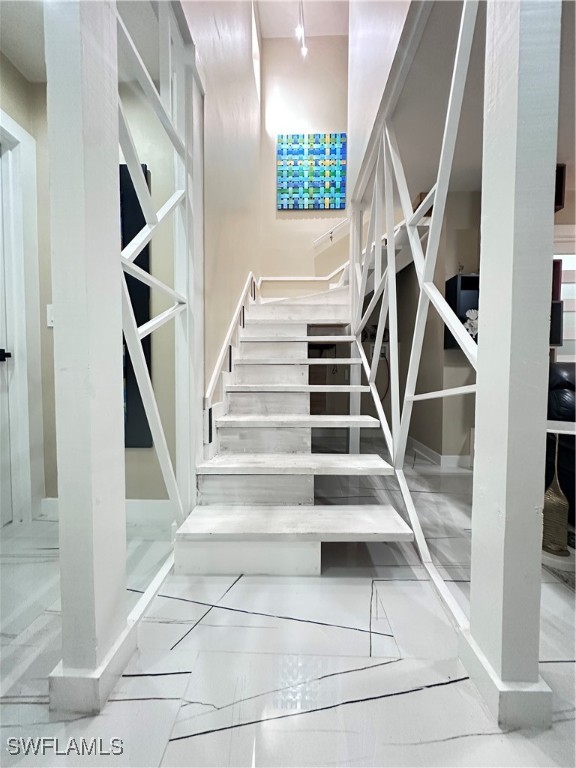 1107 1st Street South, Unit H Jacksonville Beach, FL 32250 - Photo 19 of 43 a view of entryway