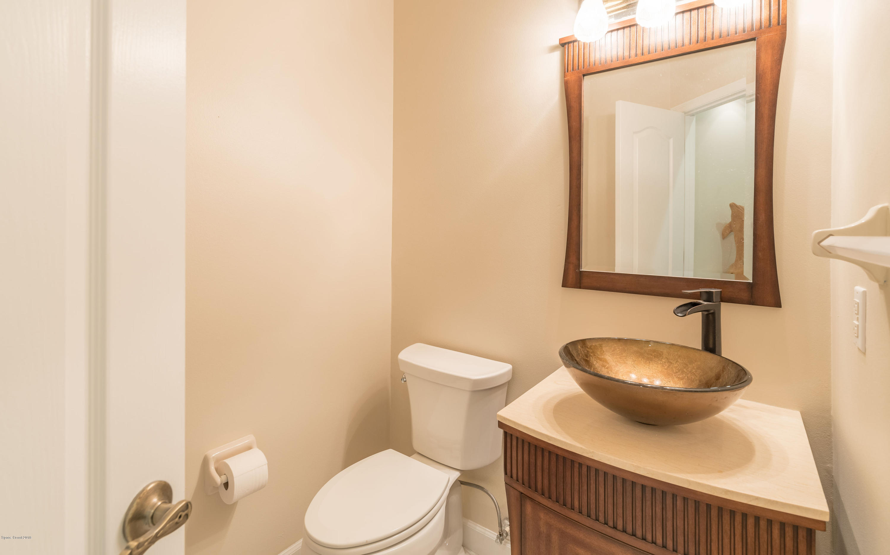 4474 Long Lake Road Melbourne, FL 32934 - Photo 29 of 48 powder room