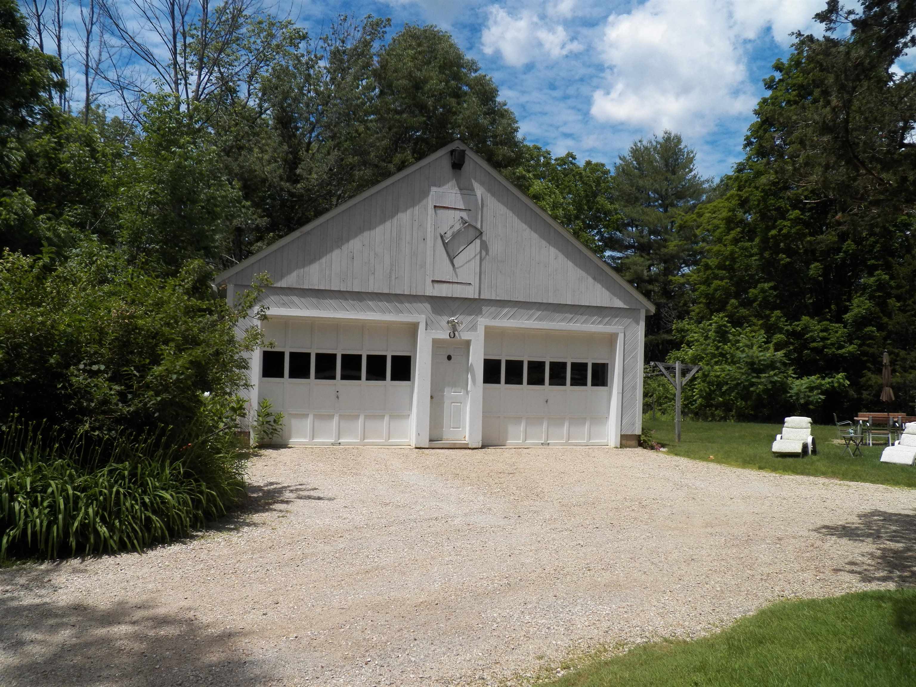 113 Mountain View Road Deerfield, NH 03037 - Photo 3 of 35