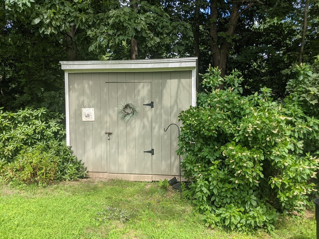 27 Ball Road Kingston, NH 03848 - Photo 4 of 5