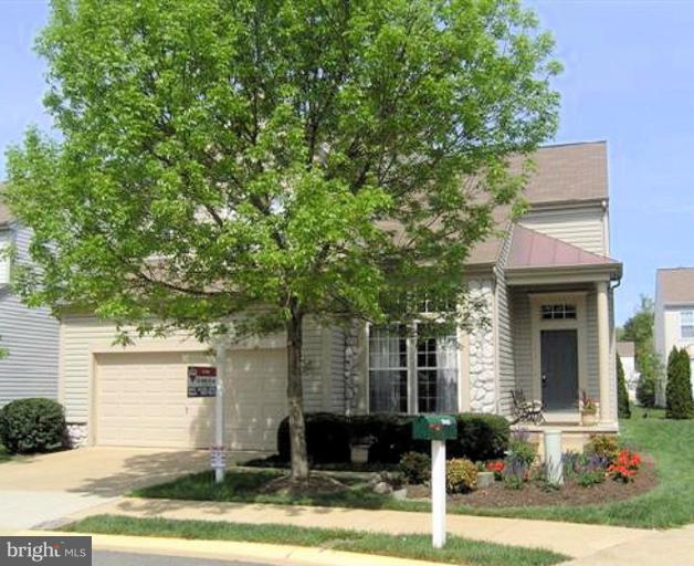 12494 Fox View Way Reston, VA 20191 - Photo 1 of 18 Exterior (Main)