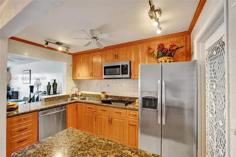 $229,900 | 455 Paradise Isle Boulevard, Unit 104, Hallandale Beach, FL 33009