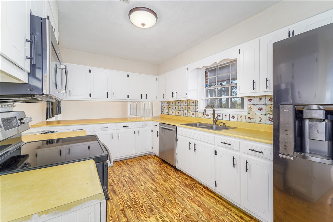 4768 Lovett Road Waycross, GA 31503 - Photo 14 of 42