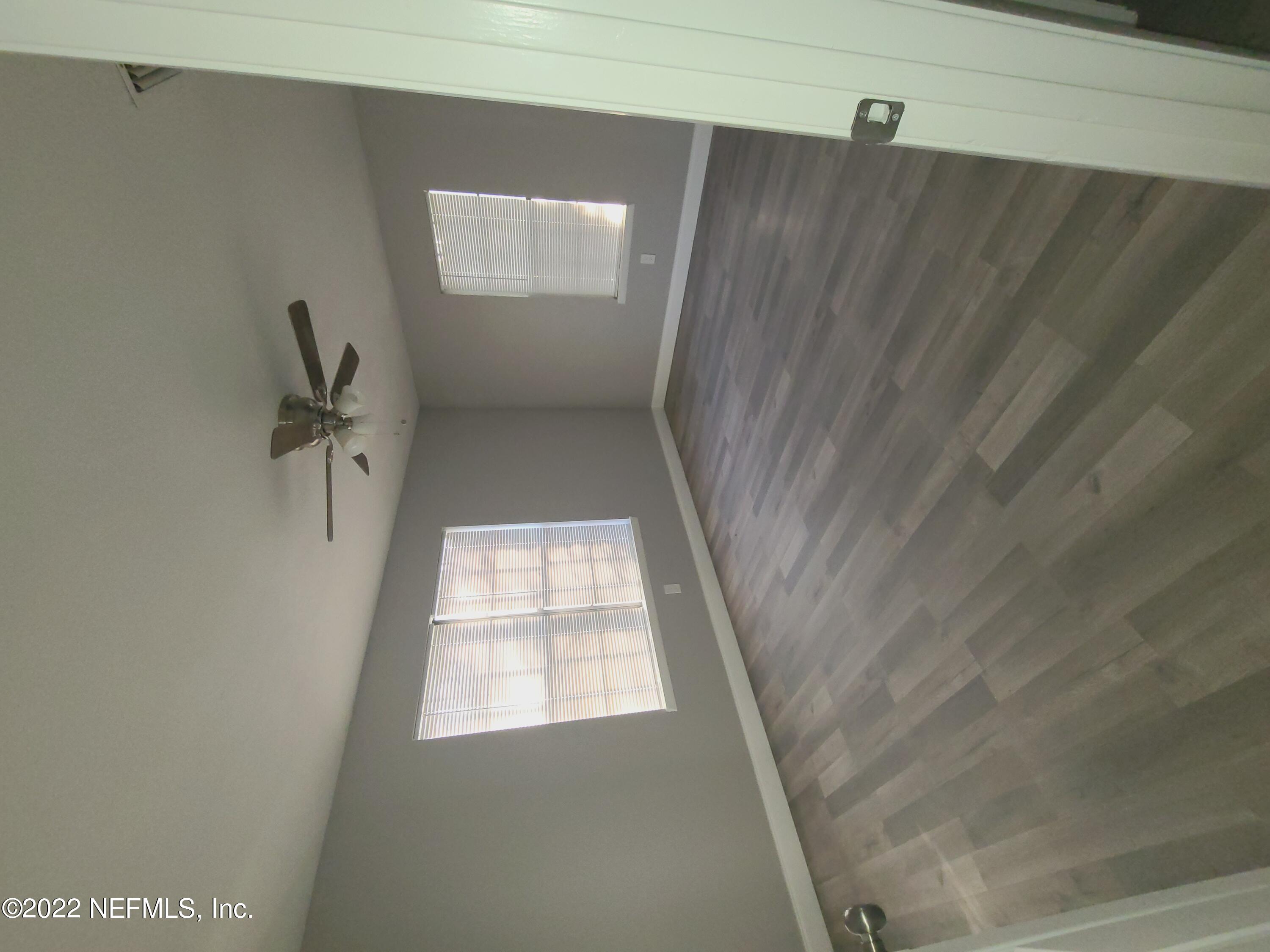 2059 Morehouse Road Jacksonville, FL 32209 - Photo 5 of 7 20220203_165349