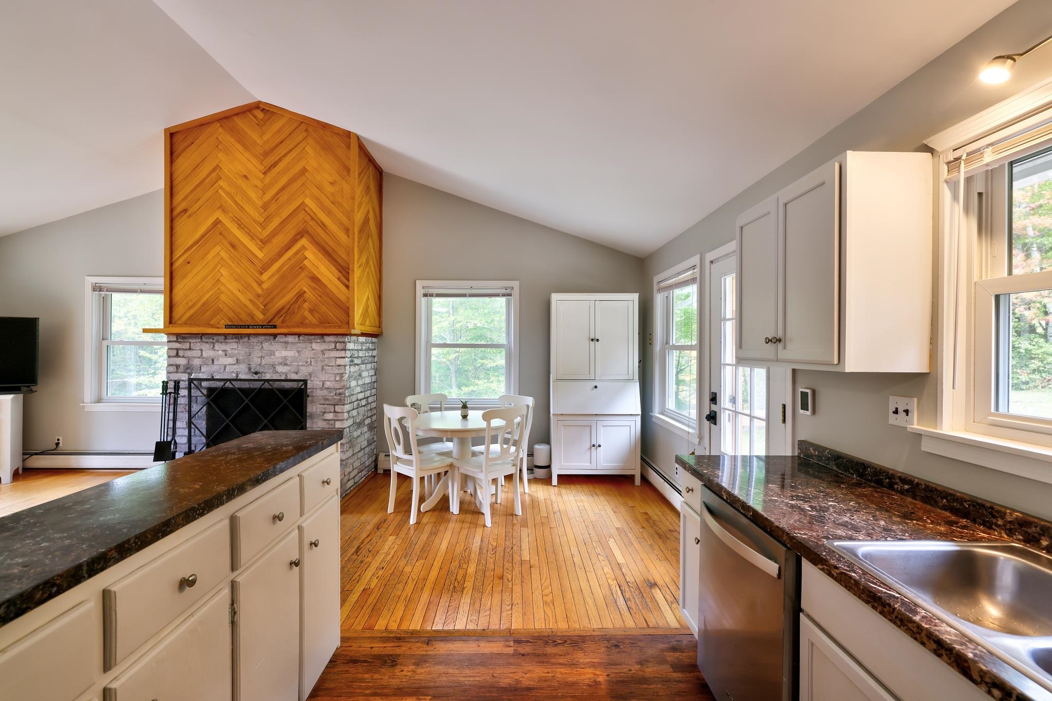 200 Bryan Road Stowe, VT 05672 - Photo 7 of 36